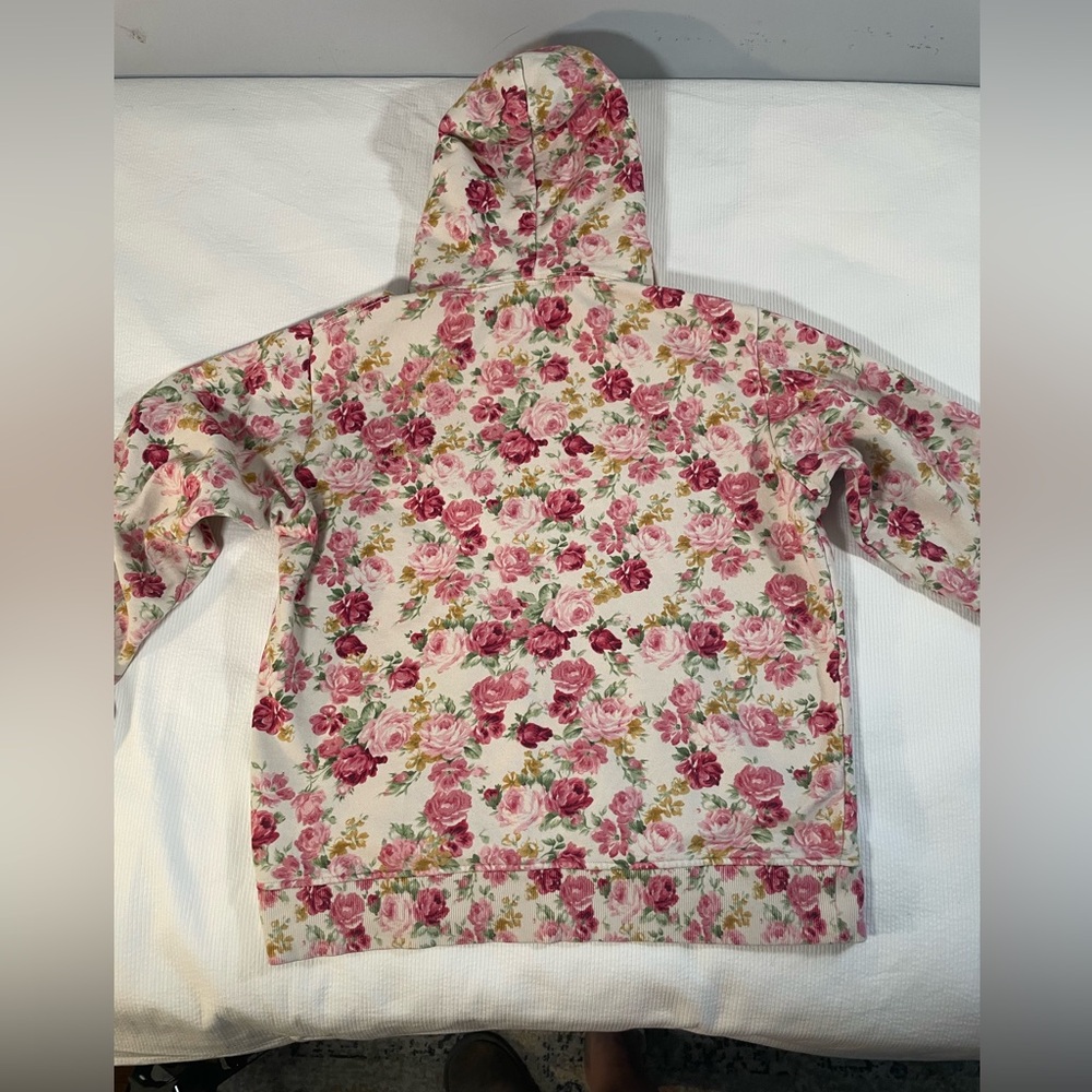 Teddy Fresh 100% cotton floral hoodie with embroidered logo, unisex size small. - Picture 7 of 9